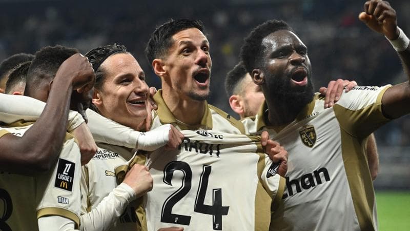 Lens in testa alla Ligue 1 grazie a una vecchia conoscenza della A. Yamal, prima volta al Camp Nou 1