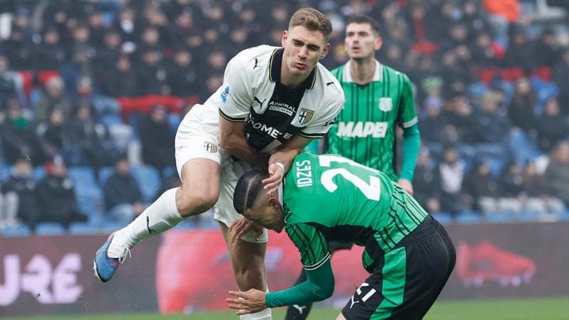 Il Sassuolo si fa fermare dal Parma 1-1, fallito il sorpasso alla Lazio Il Sassuolo si fa fermare dal Parma 1-1, fallito il sorpasso alla Lazio 1