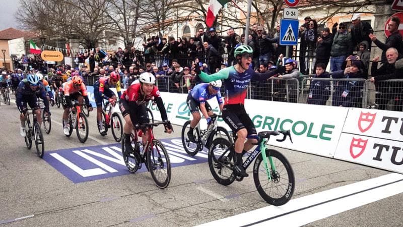 Andresen trionfa nel primo sprint della Tirreno-Adriatico. Parigi-Nizza: arriva Vingegaard. 1