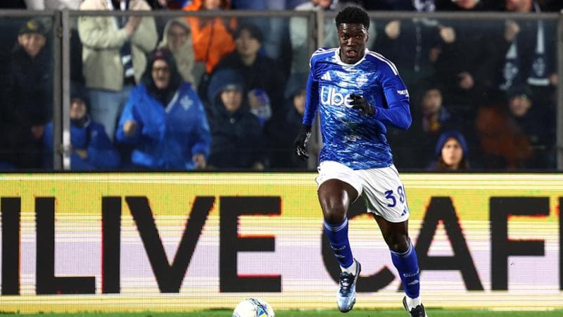 Diao pubblica la foto del messaggio con Wesley in Como-Roma: ondata di insulti razzisti. 1