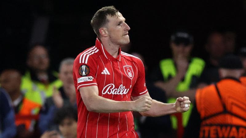 Europa League: il Nottingham Forest trionfa nel derby contro l'Aston Villa. Non basta il gol di Grifo, il Friburgo è sconfitto. 1