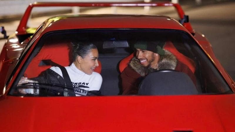 Lewis Hamilton e Kim Kardashian, la relazione tra i due si conferma come la più elegante del mondo della Formula 1. 1
