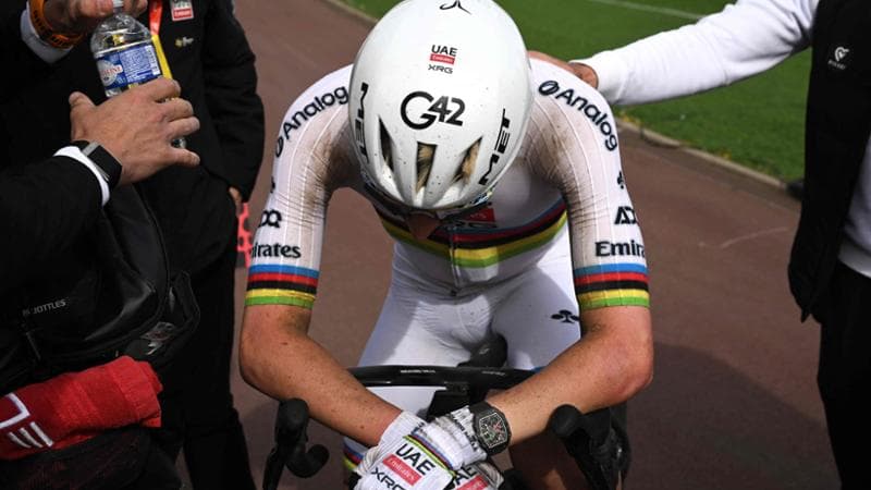 Pogacar e il cambio obbligato di bicicletta alla Roubaix: “Dall'assistenza neutra ho ricevuto un carrello” 1