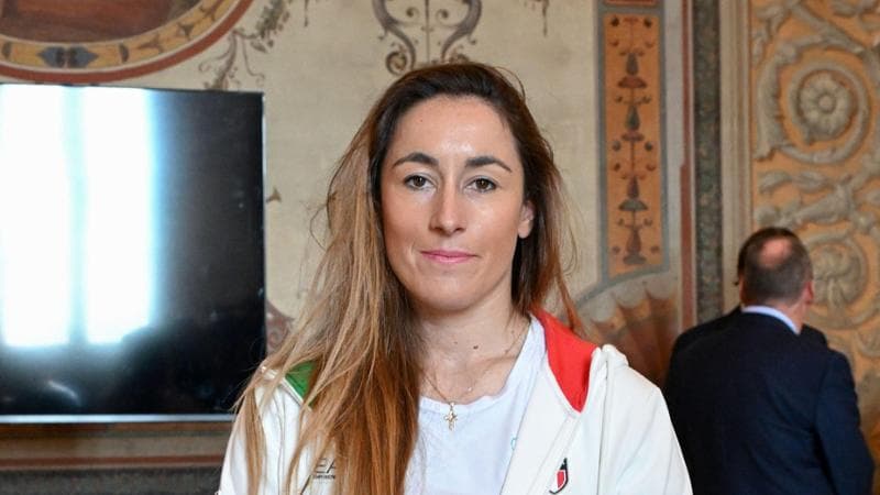 Sofia Goggia ha conseguito la laurea in scienze politiche presso la Luiss, presentando una tesi dedicata alle Olimpiadi. 1