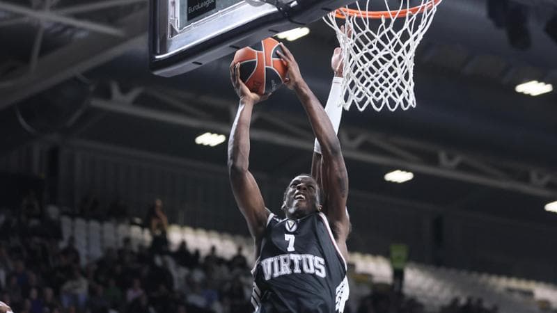 Basket, Bologna conquista il primo posto. Sassari scende in A2. 1