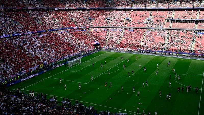 Champions, Calafiori in panchina per l'Arsenal: Hincapié scende in campo. Il Psg schiera la formazione titolare. 1