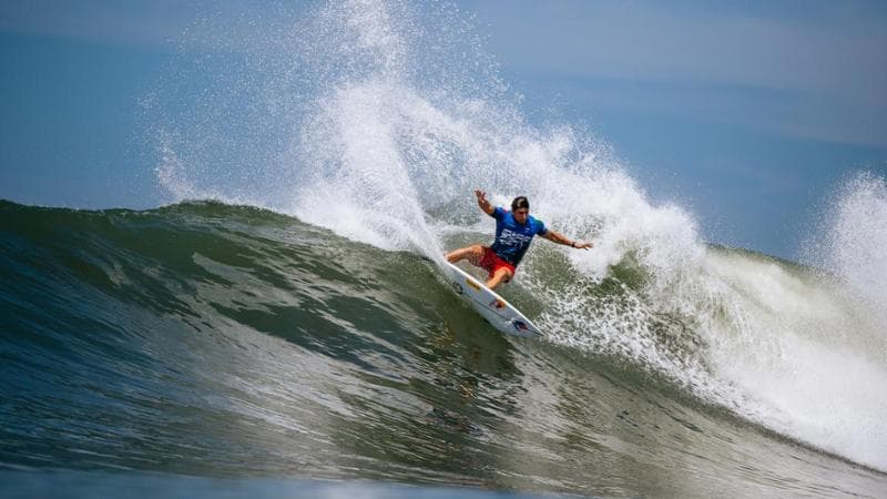 Fioravanti entra nella storia, primo connazionale a conquistare una tappa del campionato mondiale di surf. 1