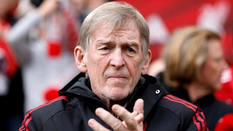 Kenny Dalglish, la leggenda di Celtic e Liverpool, è affetto da cancro. 1