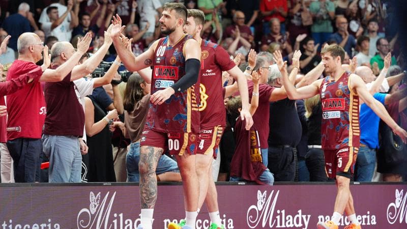 Venezia, terzo quarto da record: Milano sconfitta in gara 3, la finale scudetto del basket torna in equilibrio. 1