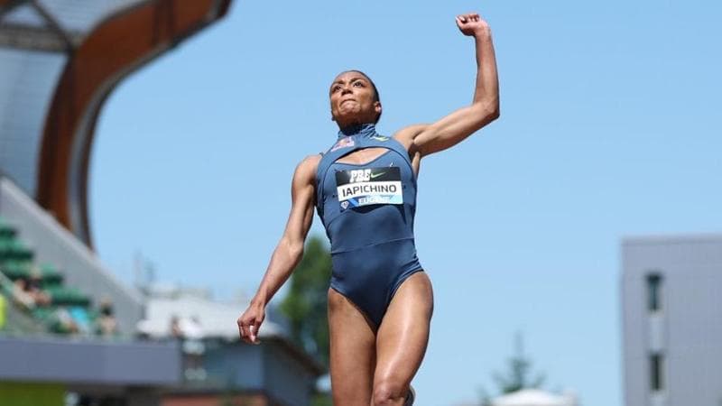Larissa Iapichino supera il record italiano di sua madre Fiona May: 7,12 metri nel salto in lungo. 1