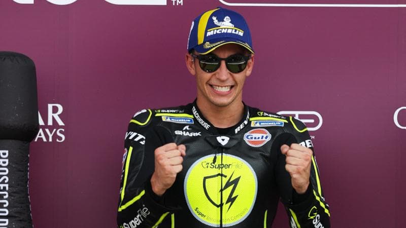 Fernandez prevale a Silverstone, Bezzecchi conquista un prestigioso podio. Marc Marquez in difficoltà. 1