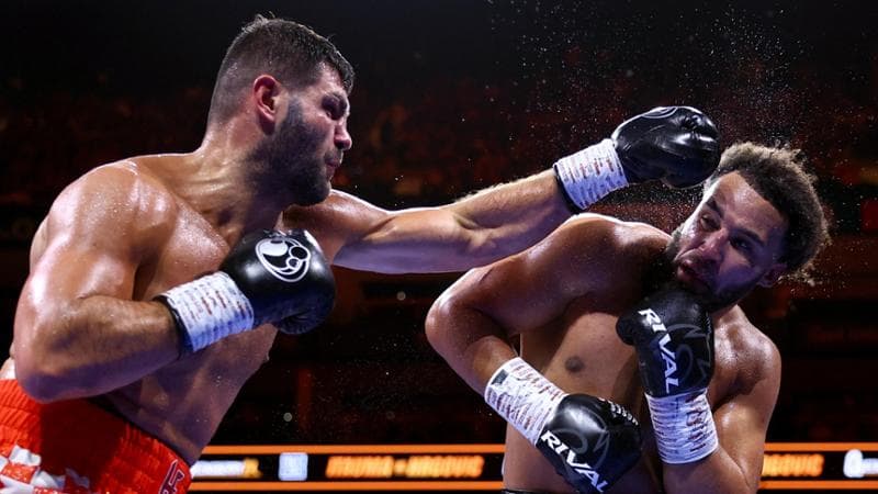 Hrgovic batte Itauma al nono round e conquista il titolo dei massimi Hrgovic batte Itauma al nono round e conquista il titolo dei massimi 1
