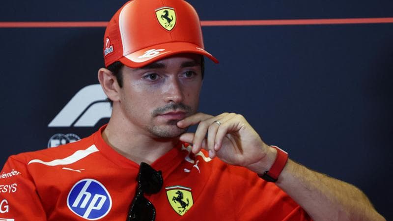 Leclerc: «Con Hamilton abbiamo esagerato, ma si parla solo di noi: non è giusto» 1