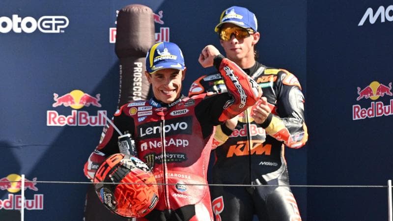 Marc Marquez vince a Misano, applausi e leadership in classifica. Disastro Bezzecchi 1