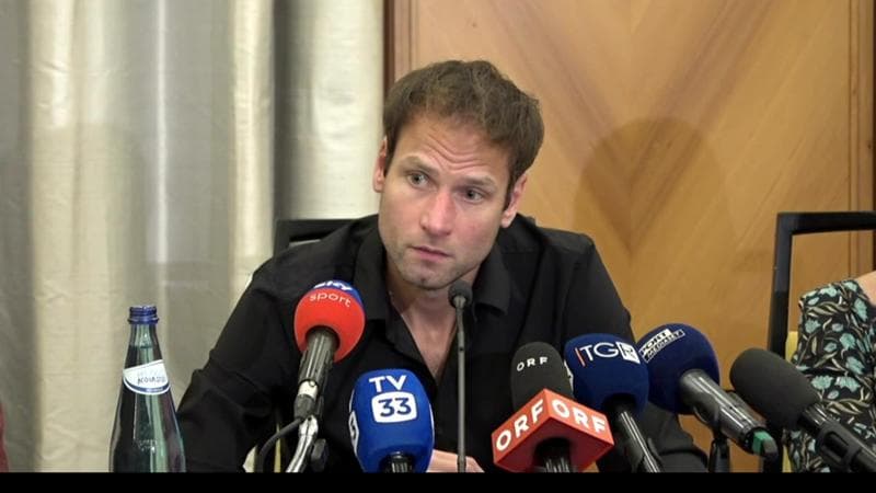 Doping, Alex Schwazer chiede le controanalisi ma rinuncia all'esame della terza provetta Doping, Alex Schwazer chiede le controanalisi ma rinuncia all’esame della terza provetta 1