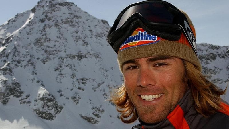 Ueli Kestenholz muore sotto una valanga in Svizzera: aveva vinto un bronzo olimpico nello snowboard Ueli Kestenholz muore sotto una valanga in Svizzera: aveva vinto un bronzo olimpico nello snowboard 1